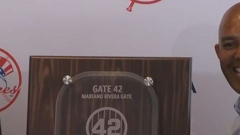 Una placa certificó el homenaje