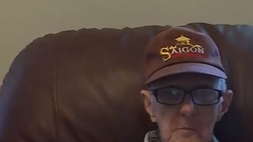 Hace un año, una televisora local los entrevistó por su aniversario de bodas número 70.