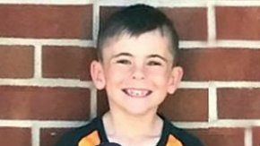 Un niño fue hallado muerto después de ser disparado por su bisabuelo.