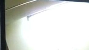 El sujeto aprovechó su constitución física para escaparse de prisión.