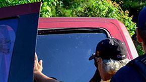 ICE puede buscarle en su casa, en el trabajo o en la calle.