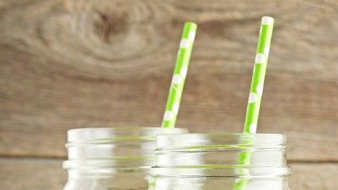 La unión de sus ingredientes activa el metabolismo, aumentando el gasto energético promoviendo la quema de grasa del organismo.