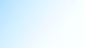 Una casa sufrió severos daños después de un terremoto de magnitud 7.1 que azotó el área el 6 de julio de 2019 en Trona, California.