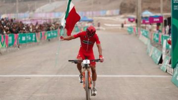 José Ulloa le dio un oro a México en Ciclismo de Montaña.