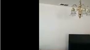 Varios usuarios de las redes grabaron las lámparas de sus casas en movimiento.