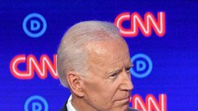 Harris volvió a poner a Biden en el centro de sus cuestionamientos.