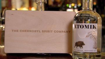 "Atomik" es el nombre que le dieron a este vodka "hecho en Chernóbil".