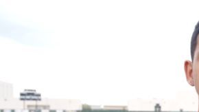 Román, amigo de la víctima mortal más joven del tiroteo en El Paso, dice que su vida ha cambiado para siempre. “Antes actuaba normal… ahora no sé”.