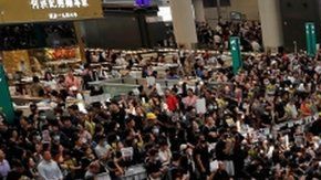 La cancelación afecta hasta ahora a más de 100 vuelos.