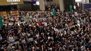 La cancelación afecta hasta ahora a más de 100 vuelos.