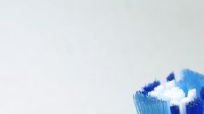 La única forma de evitar caries y periodontitis -una infección de las encías- es con una buena higiene oral.