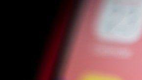 La nueva versión de iOS contiene un error que permite "liberar" los iPhone.