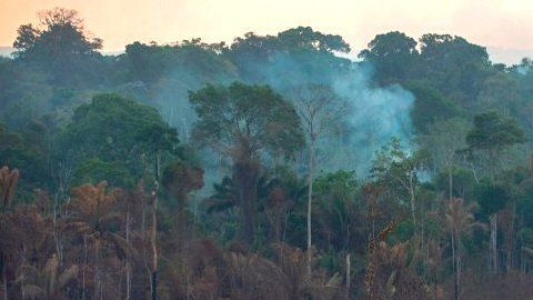Los líderes del G7 acordaron el lunes entregar apoyo económico y logístico a los países afectados que están luchando apagar los incendios en la Amazonía.
