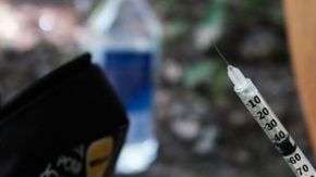 la ciudad de Nueva York registró el trimestre más bajo en cinco años en muertes por sobredosis de opioides.