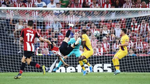 El impresionante gol de Aduriz que le dio la vuelta al mundo y con el que encabeza Los Goles de la Semana.