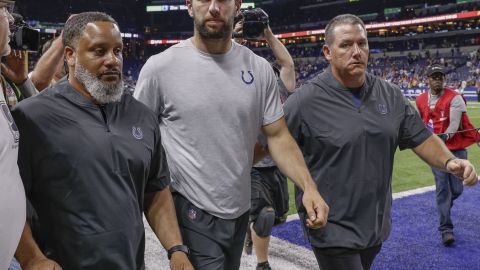 Andrew Luck, luego de anunciar su retiro de la NFL .