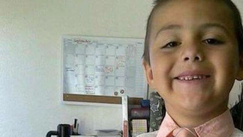 Anthony Avalos perdió la vida a los 10 años, tras ser torturado por su madre y su novio.