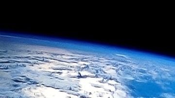 asteroid-3642332_1920