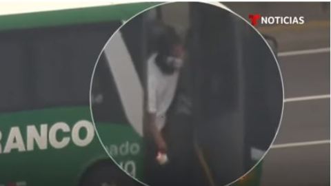 El secuestrador iba encapuchado y un francotirador acabó con su vida.