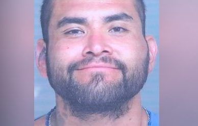 El hombre fue identificado como Zachary Castañeda, un conocido pandillero de la zona.