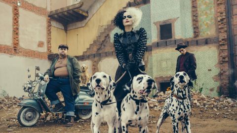 "Cruella", empresa mexicana participó en el vestuario.