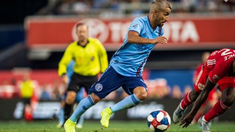 Morález logró el empate de penalti.