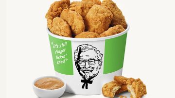 Así es el pollo vegano de KFC.