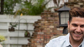 Chef James y su esposa Russel esperan su primer bebé