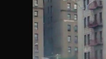 Bomberos controlando la emergencia