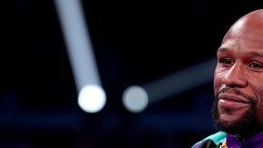Mayweather regala $10 mil dólares en su cuenta de Instagram