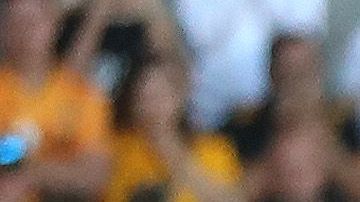 La manera en la cobra los penales Jiménez, magistralmente.