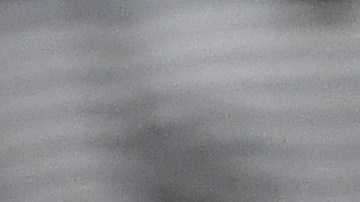 Coco Gauff, emocionada, junto a Naomi Osaka al final de su partido.