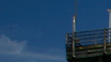 USCIS afirma que la regla no niega la ciudadanía a hijos de militares nacidos en el extranjero.