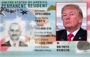 Trump sí puede prohibir a portadores de "green card" la entrada a Estados Unidos