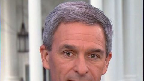 El abuelo de Trump y el bisabuelo de Cuccinelli no hubieron conseguido su estatus migratorio.