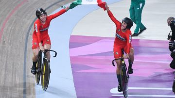 Daniela Gaxiola y Jessica Salazar rompieron el récord Panamericano en ciclismo de velocidad por equipos.