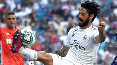 El parte médico confirma que Isco tiene una lesión en el bíceps femoral.