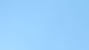 El correcto consumo de agua es útil para desintoxicar y dar firmeza a la piel.