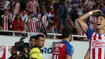 El equipo tapatío encontró la contundencia y aplastó al Atlético de San Luis.