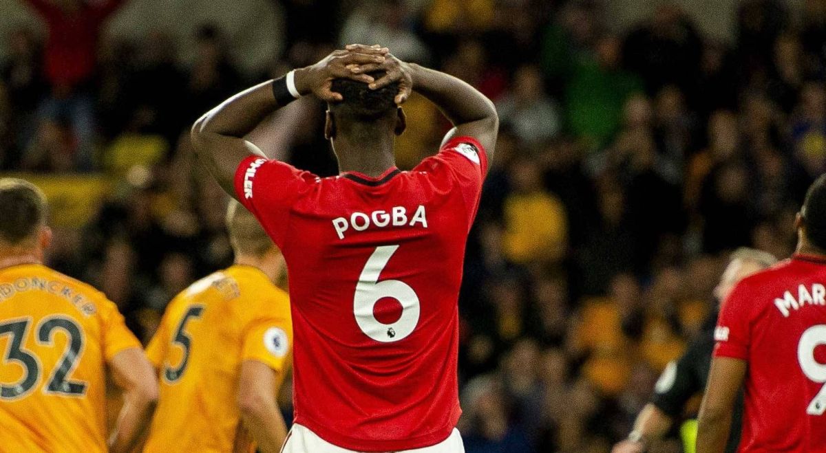 Paul Pogba falló el penal definitivo ante el Wolverhampton y fue insultado.