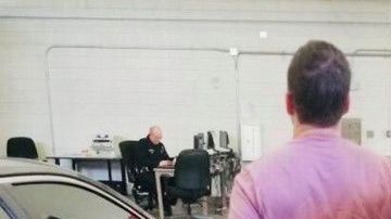 Ackerman fue arrestado el 16 de agosto y Yaselli fue arrestado el 22 de agosto.
