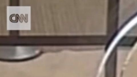 El sospechoso llevó una nota para robar el banco.