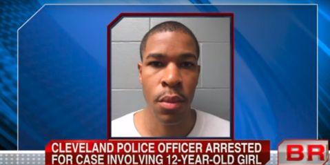 El policía Solomon Nhiwatiwa, sospechoso de intentar secuestrar a una niña.