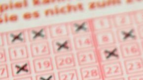 Su vida dejó de ser normal luego de ganar la lotería.