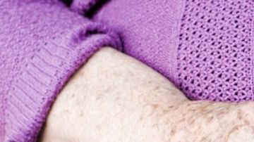 La mujer se molestó por algo que ocurrió con su hija.