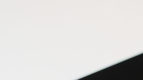 Aseguran que algunos modelos de teléfono de ambas empresas superan hasta en un 500% los límites de radiación.