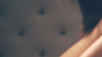 El chico aseguró que caminó completamente dormido al cuarto de su amigo.