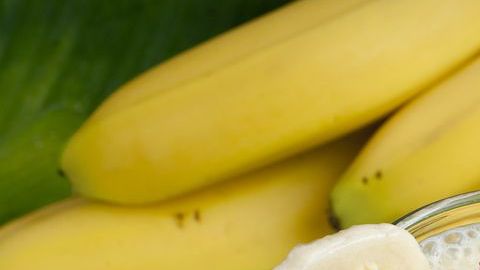 El consumo de un puñado de almendras al día es un gran remedio para prevenir los calambres, debido a su alto contenido en magnesio.