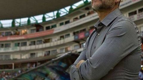 Morelia anunció que Javier Torrente dejó de ser técnico del equipo.