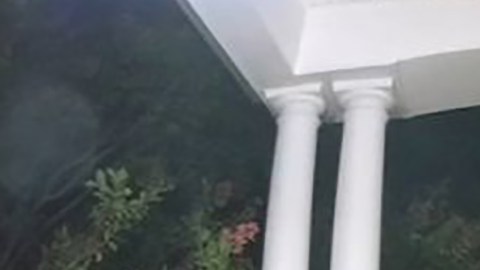 El momento en que el hombre deja el TV.